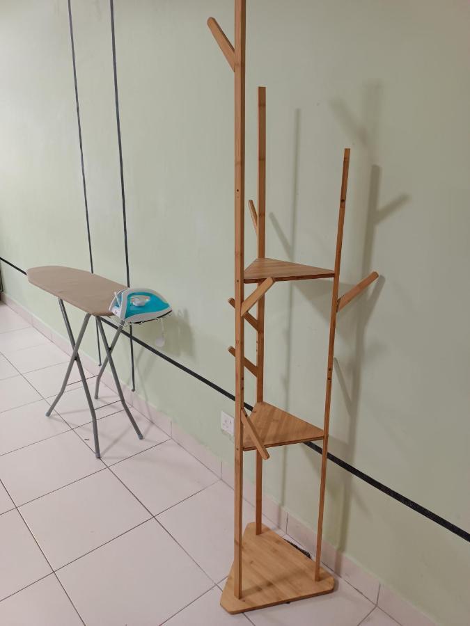 Nena Homestay Setia Alam, Air Conditioned, High Speed Internet Shah Alam Eksteriør billede
