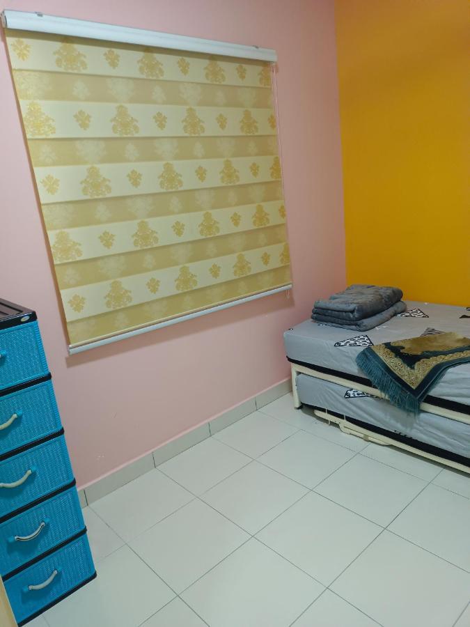 Nena Homestay Setia Alam, Air Conditioned, High Speed Internet Shah Alam Eksteriør billede