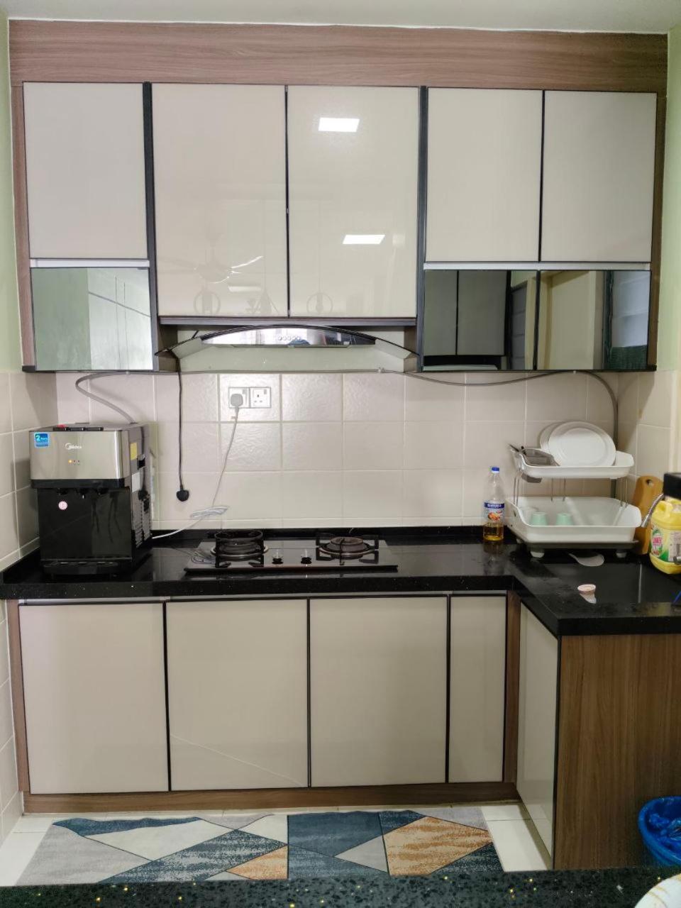 Nena Homestay Setia Alam, Air Conditioned, High Speed Internet Shah Alam Eksteriør billede