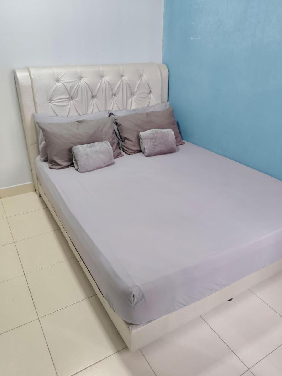 Nena Homestay Setia Alam, Air Conditioned, High Speed Internet Shah Alam Eksteriør billede